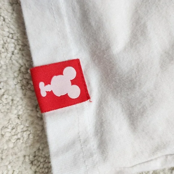 UNIQLO Disney Mickey Mouse Graphic T Shirt White UT Graphic Tee Men's Large - Picture 10 of 10
